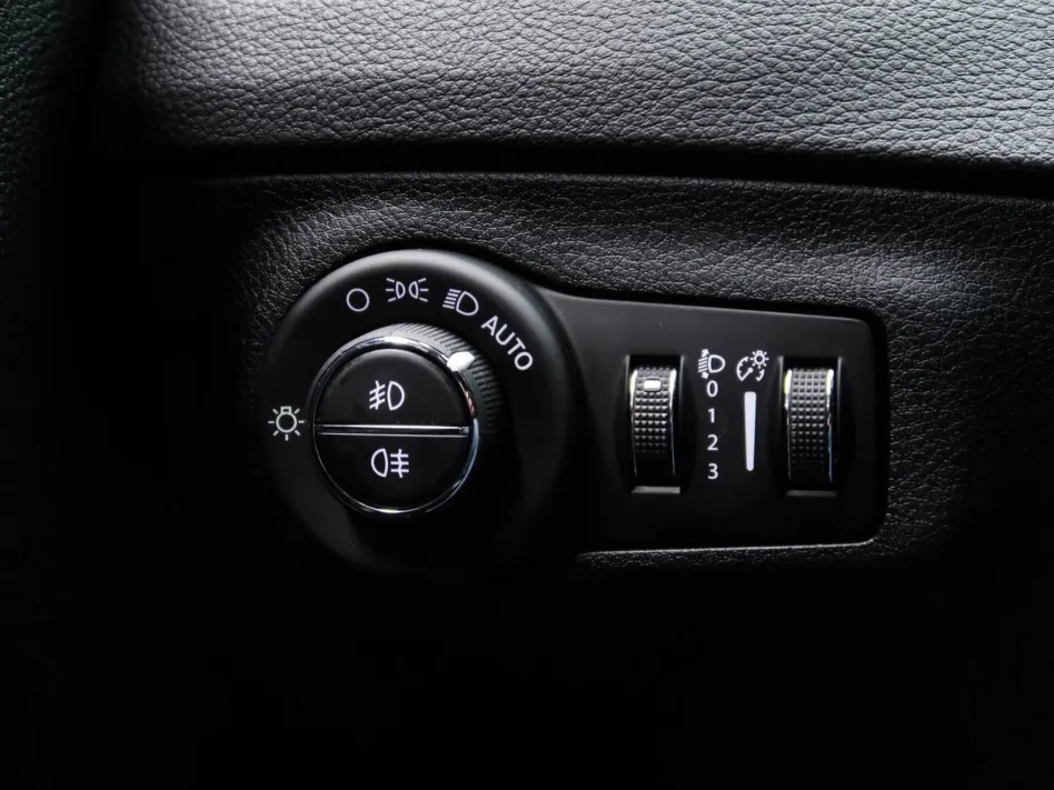 Jeep Compass 1.4 M AIR NIGHT EAGLE 2WD 140CV
