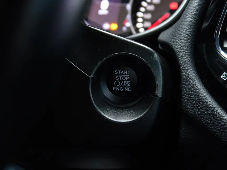 Jeep Compass 1.4 M AIR NIGHT EAGLE 2WD 140CV