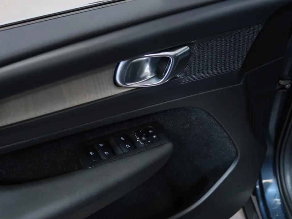 Volvo Xc40 2.0 D3 INSCRIPTION AUTO 150CV