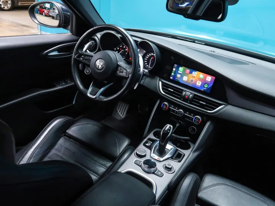Alfa Romeo Giulia 2.0 GASOLINA 280CV VELOCE