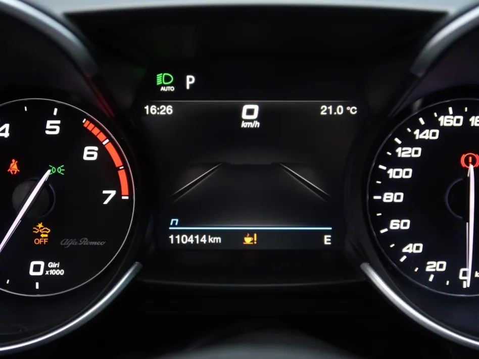 Alfa Romeo Giulia 2.0 GASOLINA 280CV VELOCE