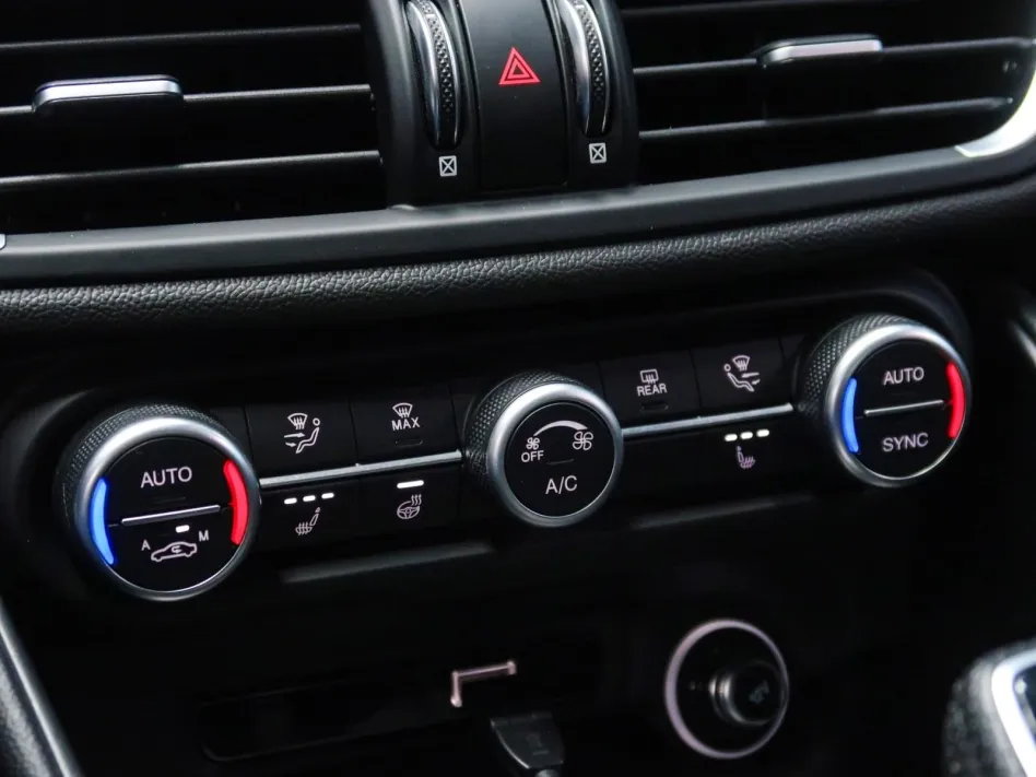 Alfa Romeo Giulia 2.0 GASOLINA 280CV VELOCE