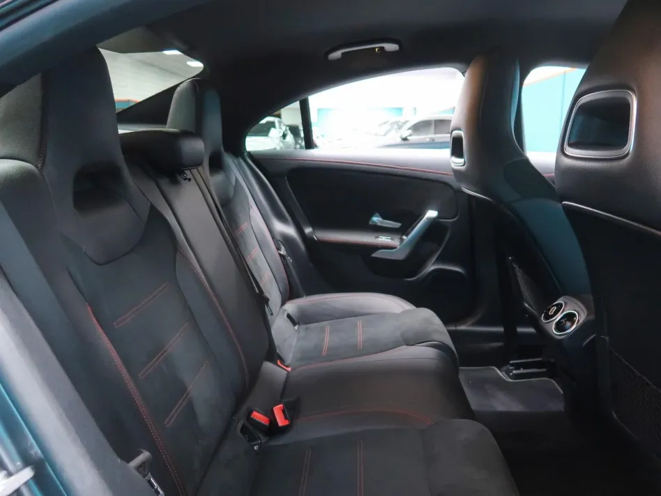 Mercedes-benz Cla 180 COUPE 136CV