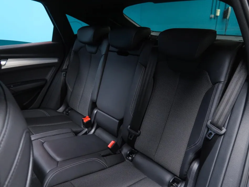 Audi Q5 Sportback BLACK LINE 50 TFSI E QUATTRO 299CV