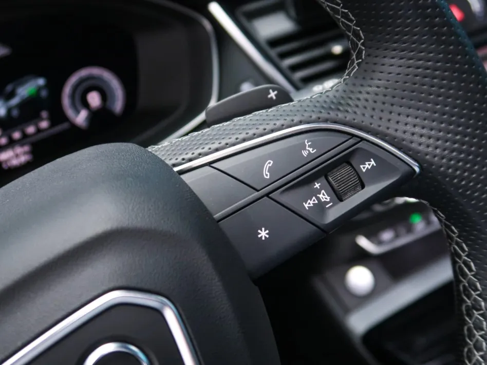 Audi Q5 Sportback BLACK LINE 50 TFSI E QUATTRO 299CV