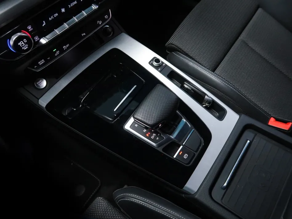 Audi Q5 Sportback BLACK LINE 50 TFSI E QUATTRO 299CV