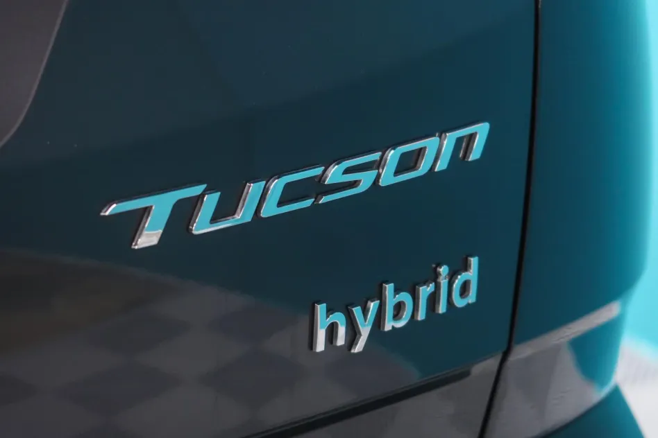 Hyundai Tucson 1.6 TGDI 230CV HEV TECNO SKY AUTO