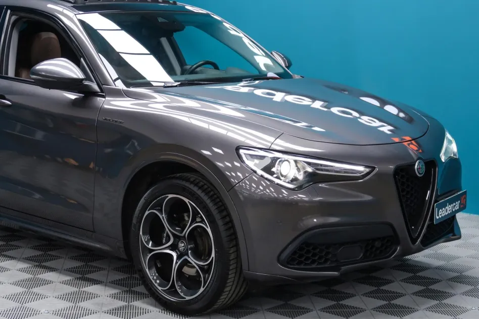 Alfa Romeo Stelvio 2.0 GASOLINA 280CV VELOCE