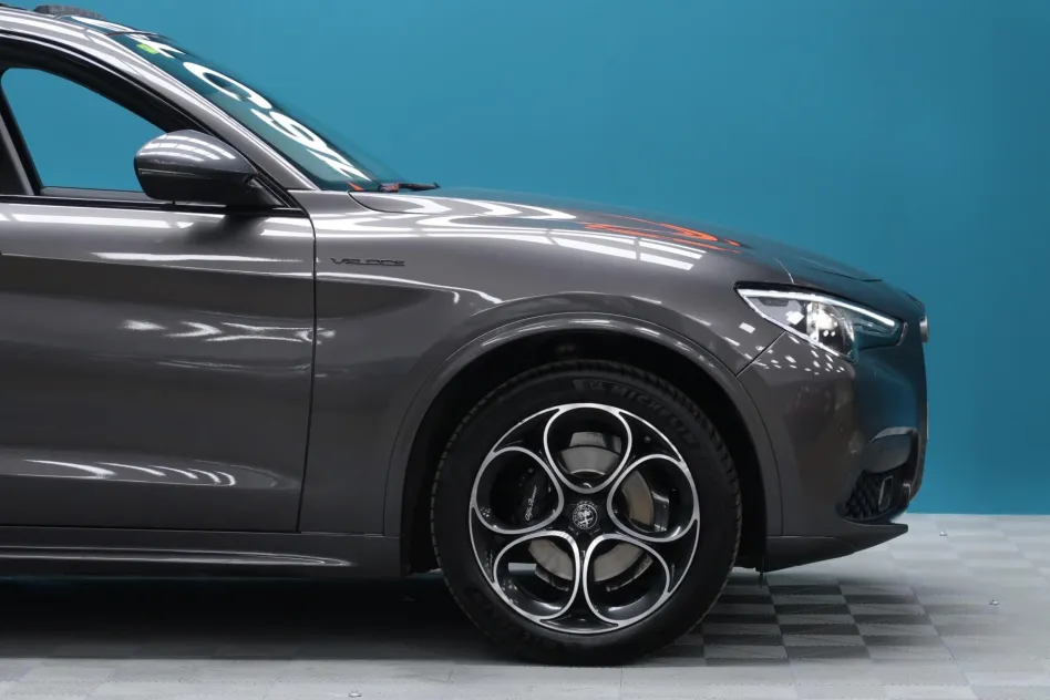 Alfa Romeo Stelvio 2.0 GASOLINA 280CV VELOCE