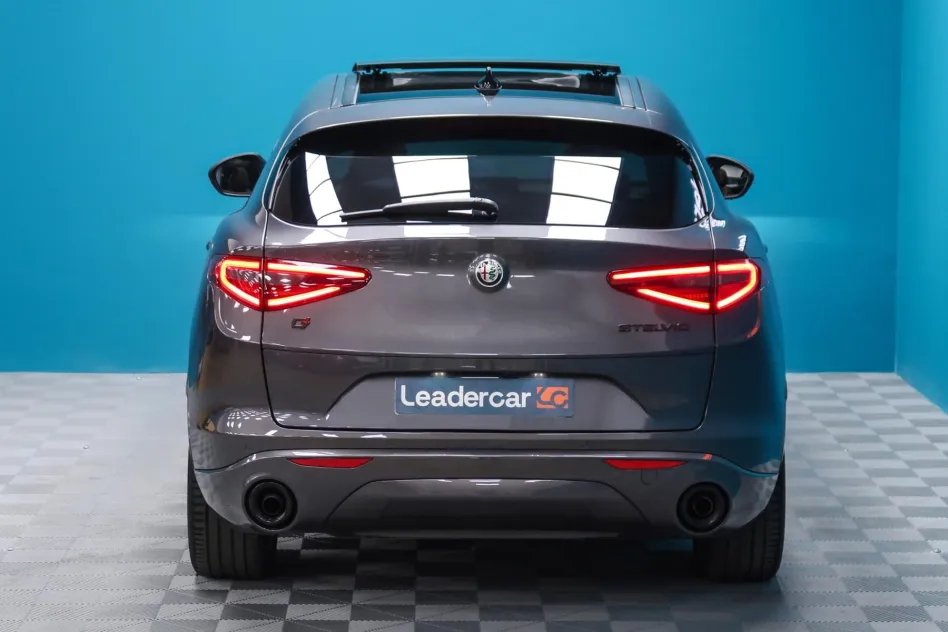 Alfa Romeo Stelvio 2.0 GASOLINA 280CV VELOCE