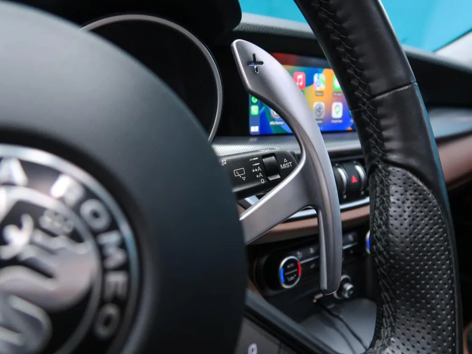 Alfa Romeo Stelvio 2.0 GASOLINA 280CV VELOCE