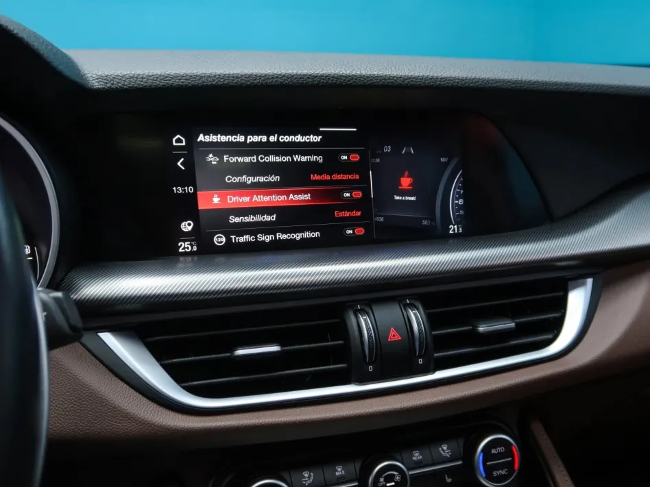 Alfa Romeo Stelvio 2.0 GASOLINA 280CV VELOCE