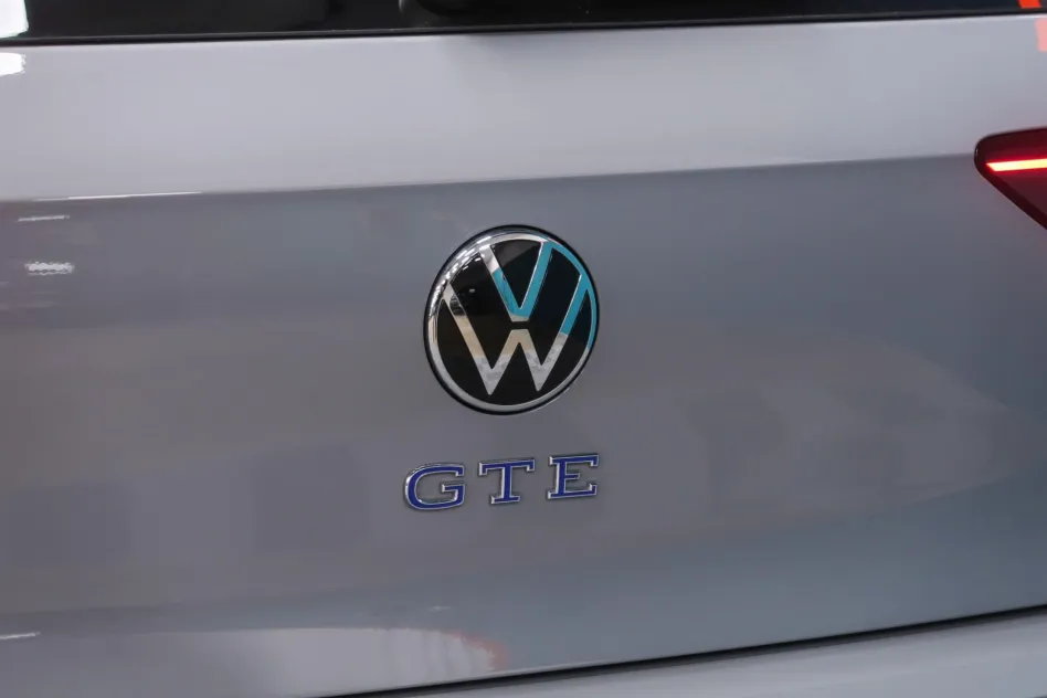 Volkswagen Golf 1.5 TSI 272CV DSG GTE