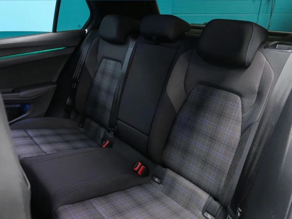 Volkswagen Golf 1.5 TSI 272CV DSG GTE