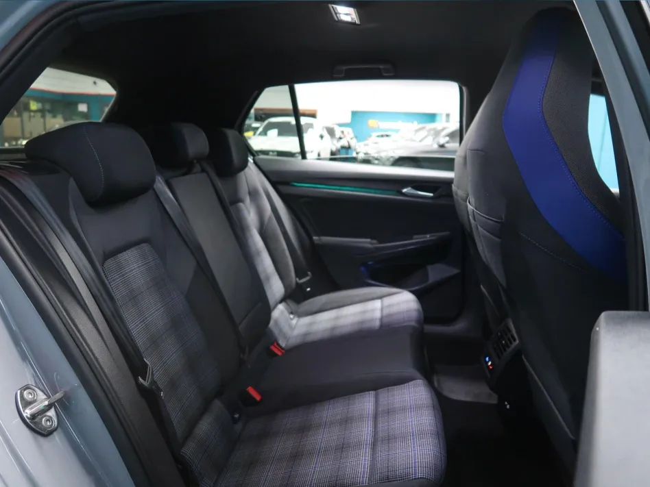 Volkswagen Golf 1.5 TSI 272CV DSG GTE