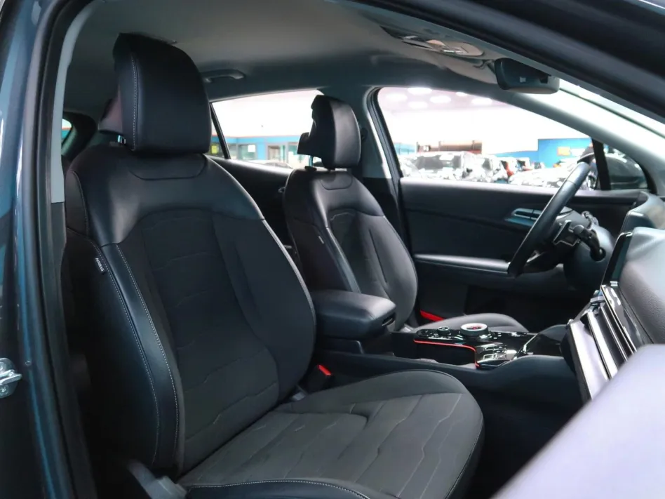 Kia Sportage 1.6 T-GDI HEV 215CV TECH 4X2