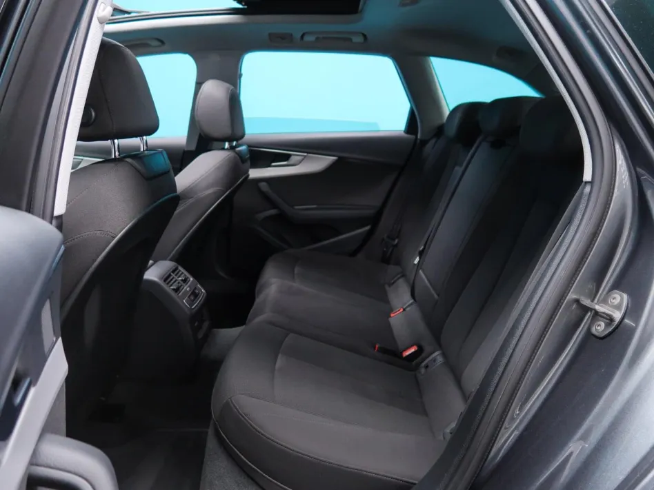 Audi A4 AVANT S LINE 35 TDI 163CV S TRONIC