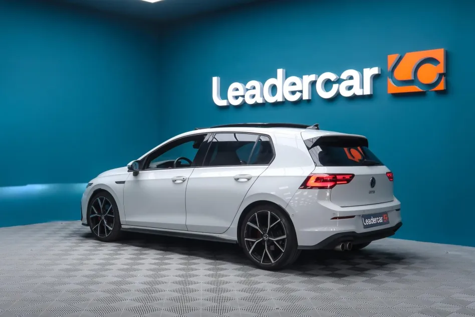 Volkswagen Golf GTD 2.0 TDI 200CV DSG