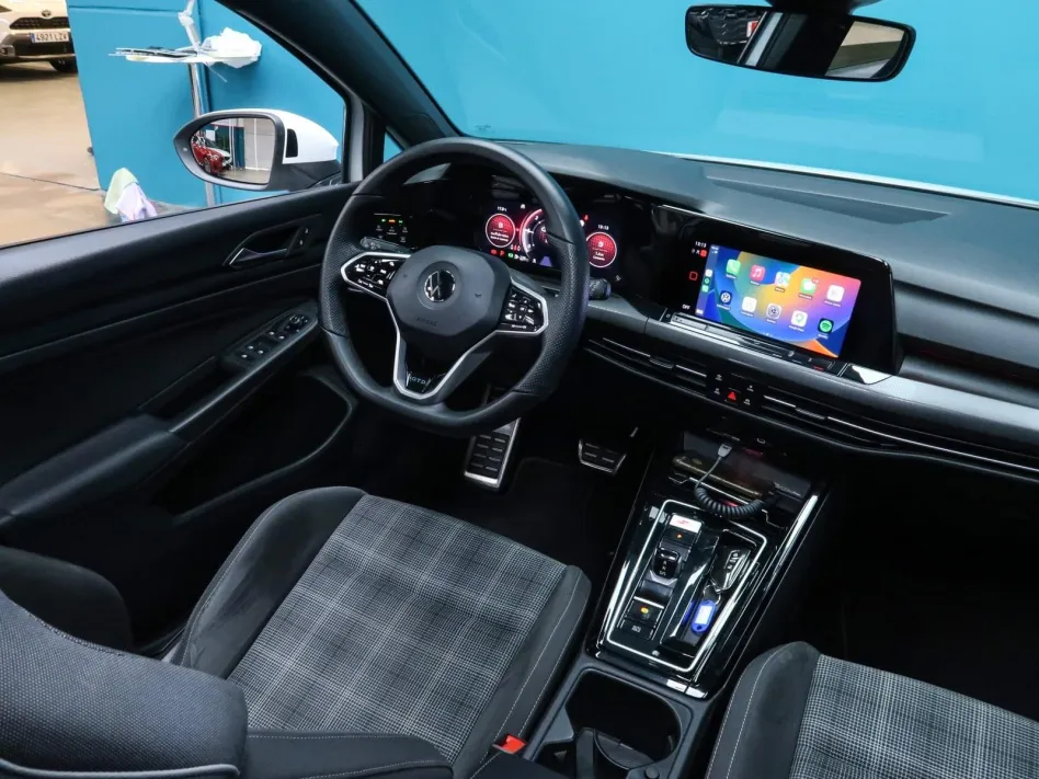 Volkswagen Golf GTD 2.0 TDI 200CV DSG