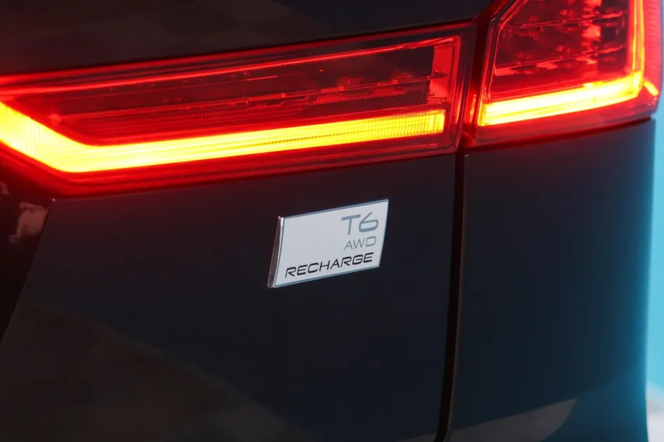 Volvo Xc60 2.0 T6 AWD RECHARGE INSCRIPTION EXP AUTO