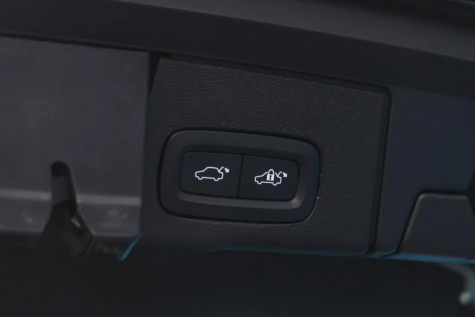 Volvo Xc60 2.0 T6 AWD RECHARGE INSCRIPTION EXP AUTO
