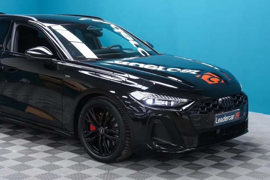 Audi A5 AVANT 367CV TFSI e BLACK LINE