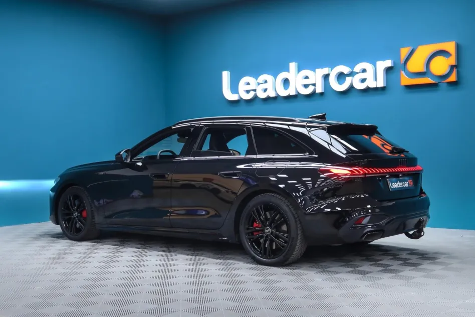 Audi A5 AVANT 367CV TFSI e BLACK LINE