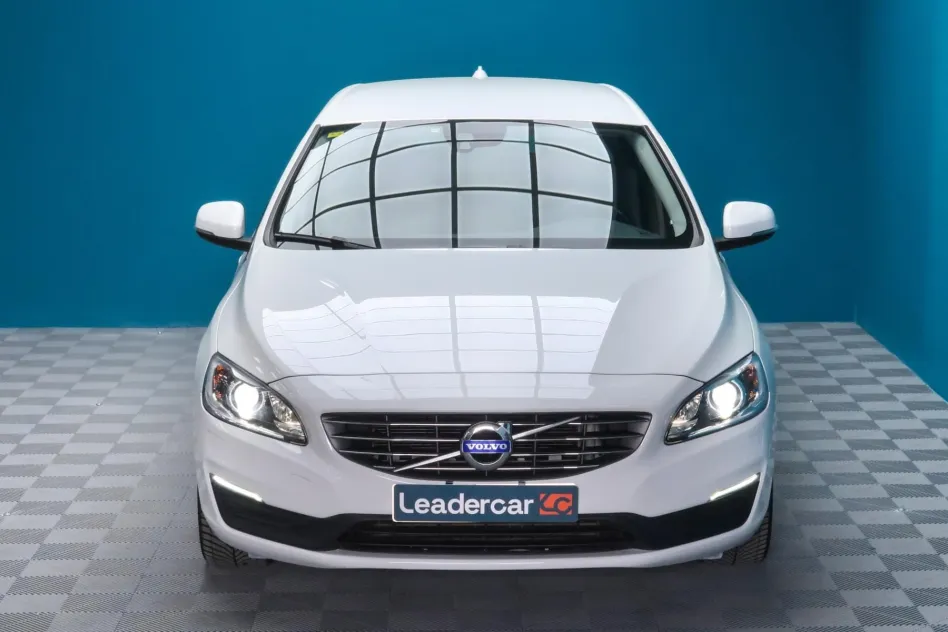 Volvo V60 D3 MOMENTUM 150CV