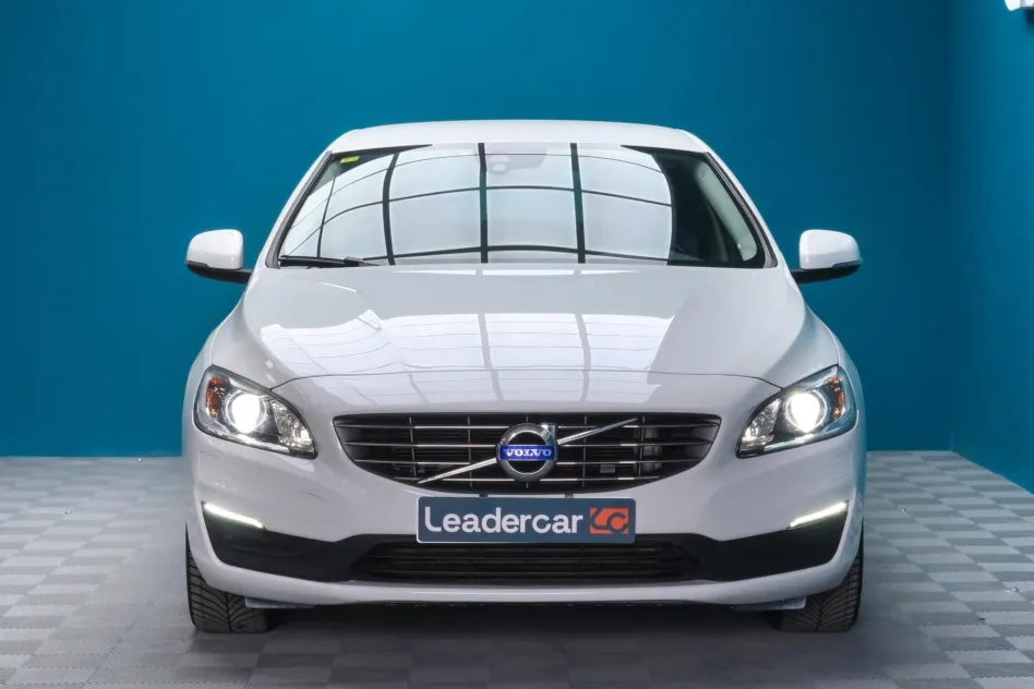 Volvo V60 D3 MOMENTUM 150CV