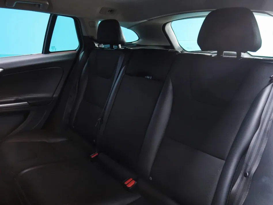 Volvo V60 D3 MOMENTUM 150CV