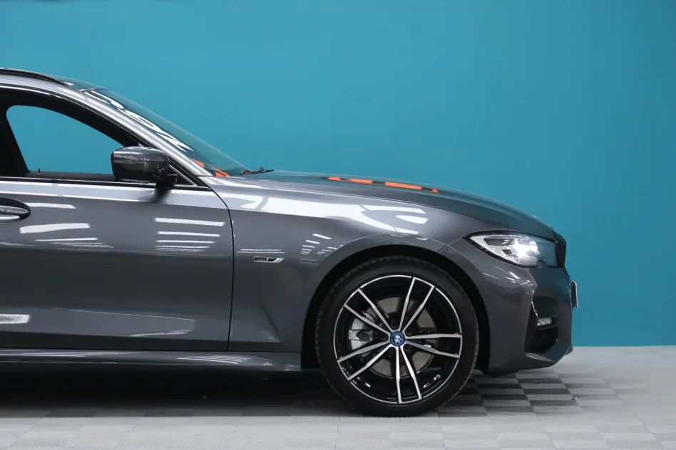 BMW Serie 3 320e  TOURING PACK M E DRIVE