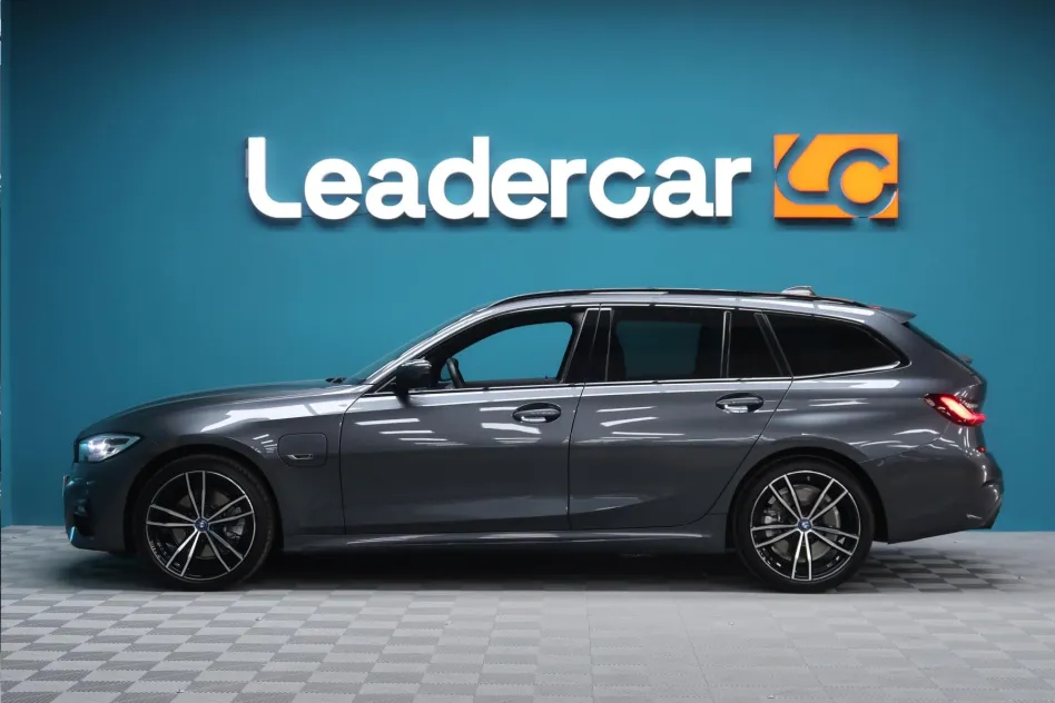 BMW Serie 3 320e  TOURING PACK M E DRIVE