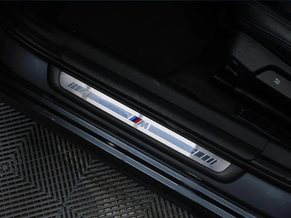 BMW Serie 3 320e  TOURING PACK M E DRIVE