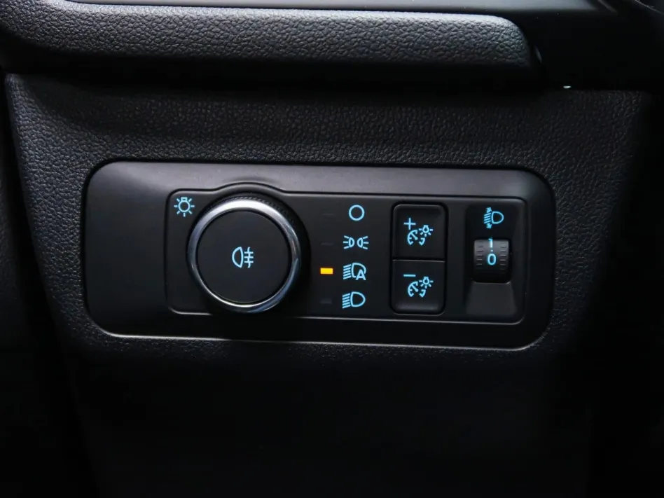 Ford Kuga ST-LINE 2.5 DURATEC FHEV 180CV  AUTO