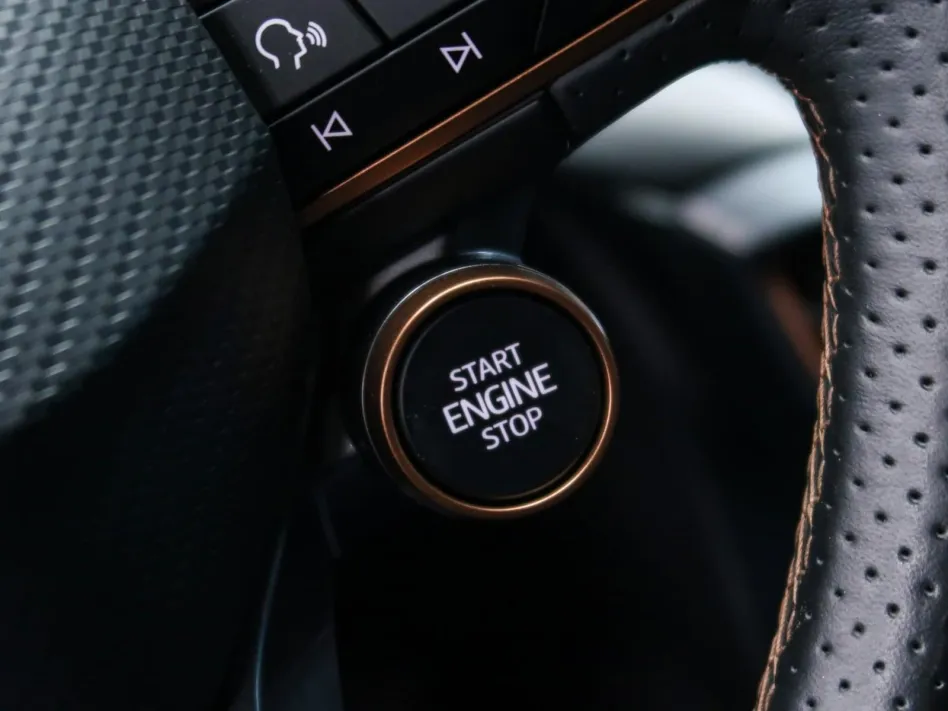Cupra LeÓn SP 1.4 E-HYBRID 245 CV