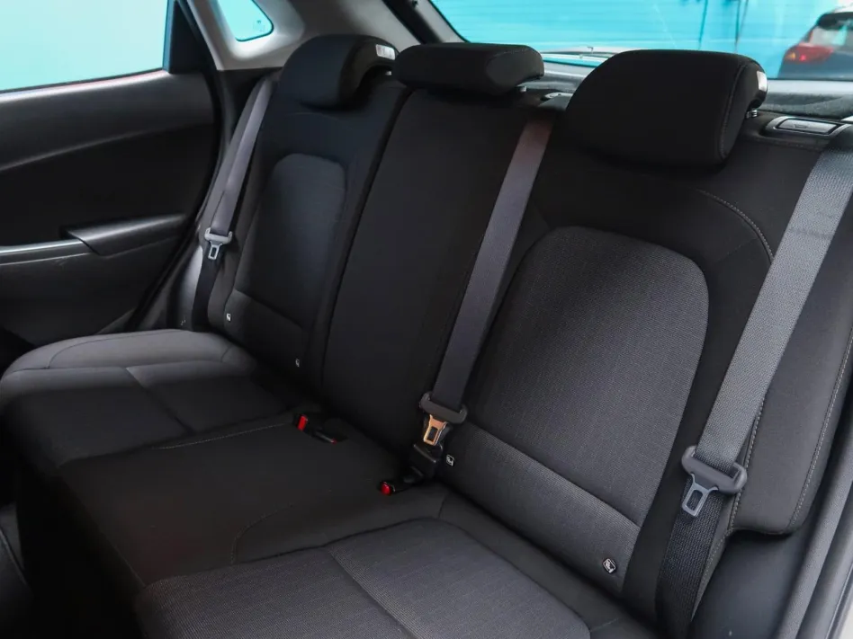 Hyundai Kona 1.6 GDI HEV MAXX DCT 141CV