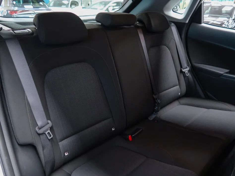 Hyundai Kona 1.6 GDI HEV MAXX DCT 141CV