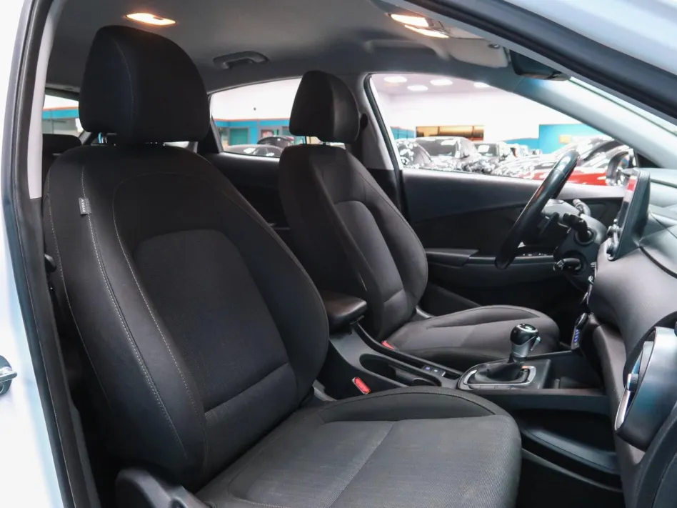 Hyundai Kona 1.6 GDI HEV MAXX DCT 141CV