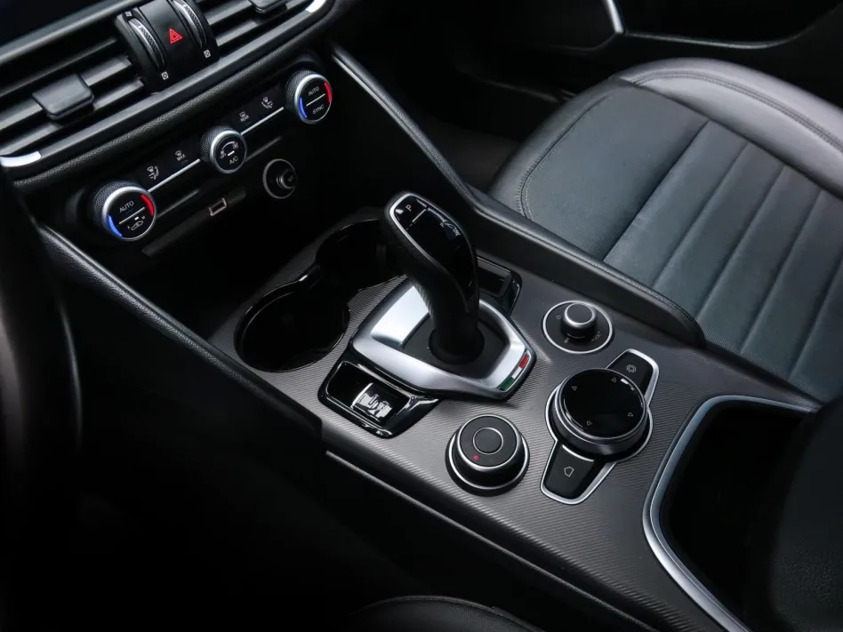 Alfa Romeo Giulia 2.2 DIESEL 190CV SPRINT