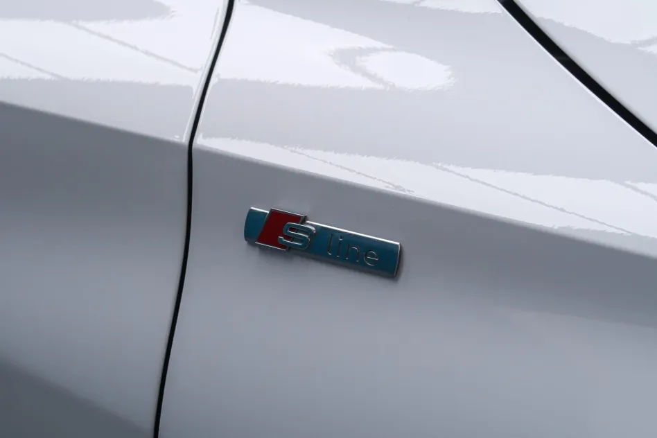 Audi A3 SPORTBACK S LINE 40 TFSI E 204CV