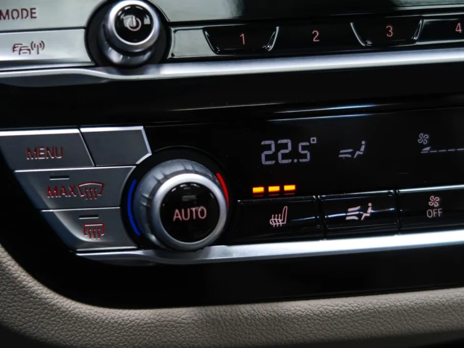 BMW X3 XDRIVE30E 299CV