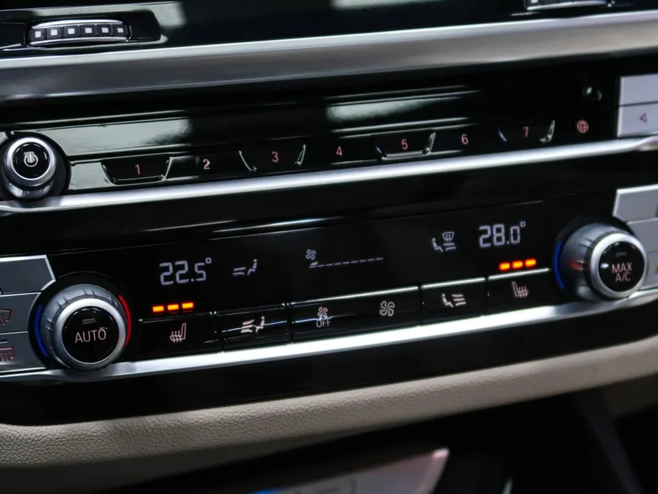 BMW X3 XDRIVE30E 299CV
