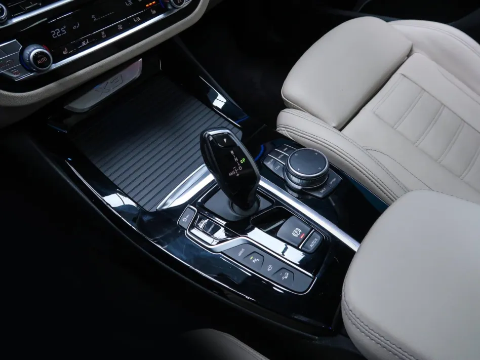 BMW X3 XDRIVE30E 299CV