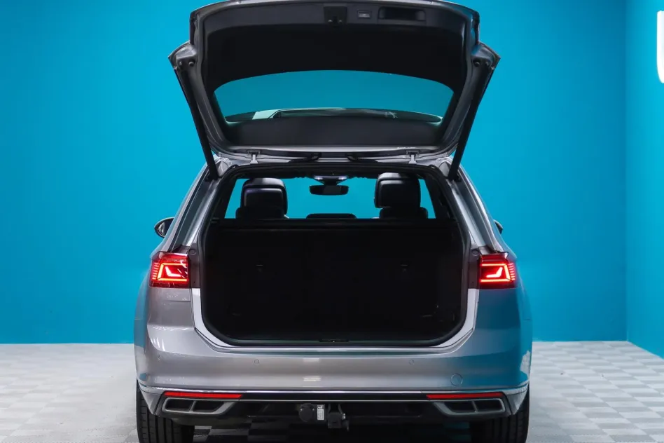 Volkswagen Passat R-LINE 2.0 TDI 190CV DSG VARIANT
