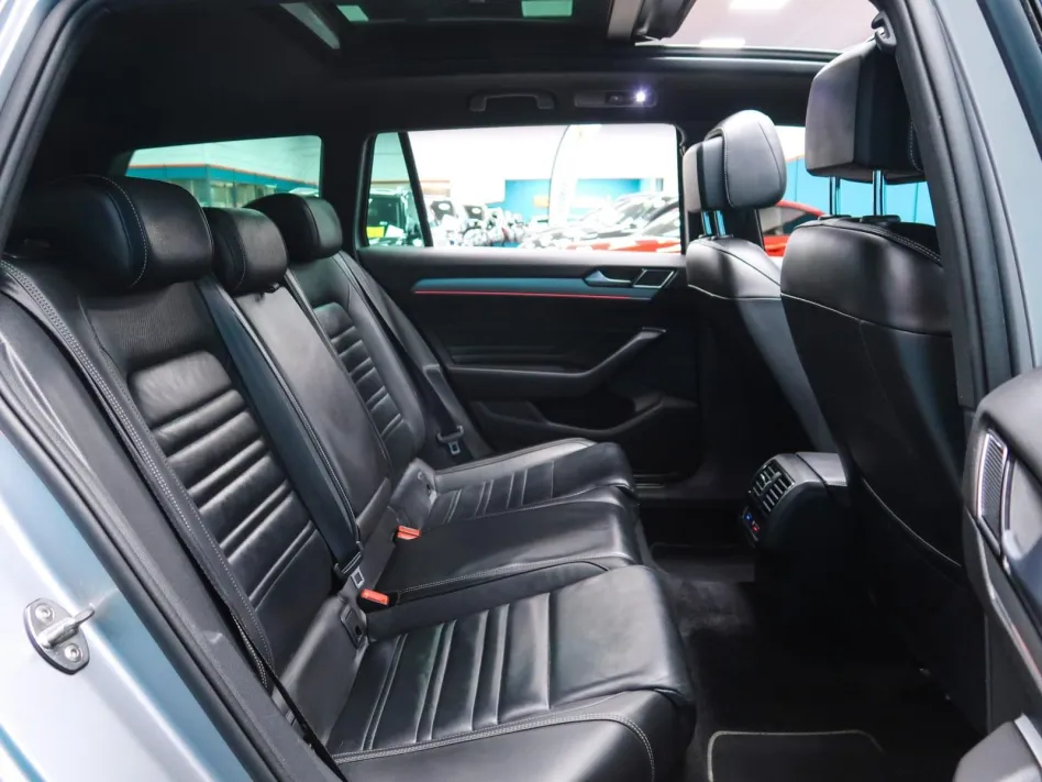 Volkswagen Passat R-LINE 2.0 TDI 190CV DSG VARIANT