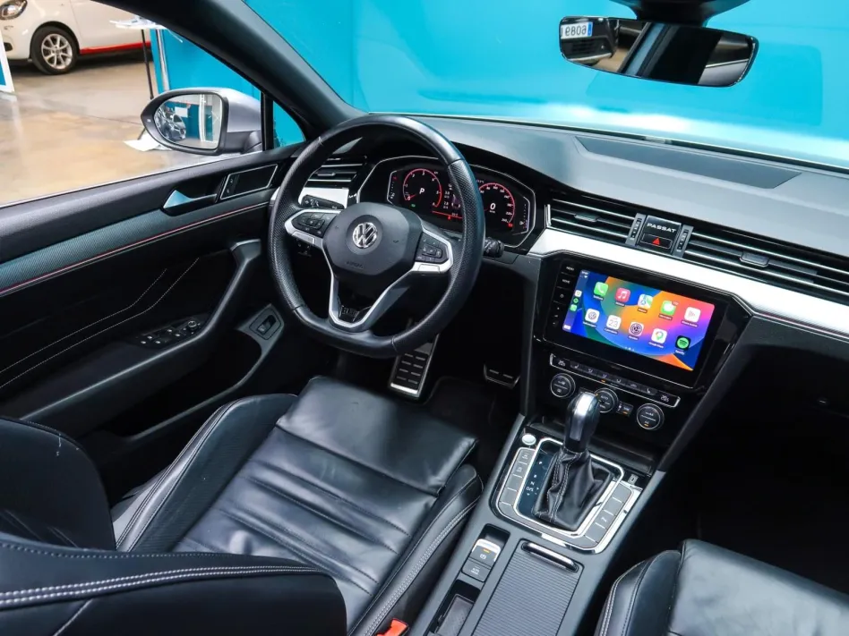 Volkswagen Passat R-LINE 2.0 TDI 190CV DSG VARIANT
