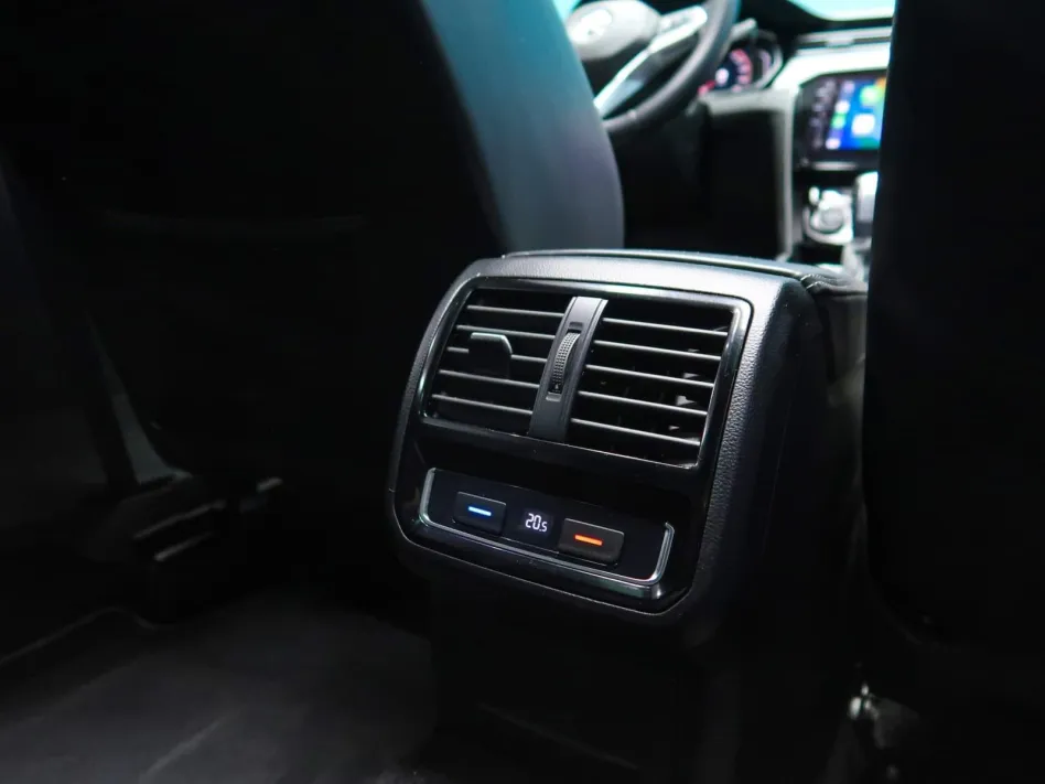 Volkswagen Passat R-LINE 2.0 TDI 190CV DSG VARIANT
