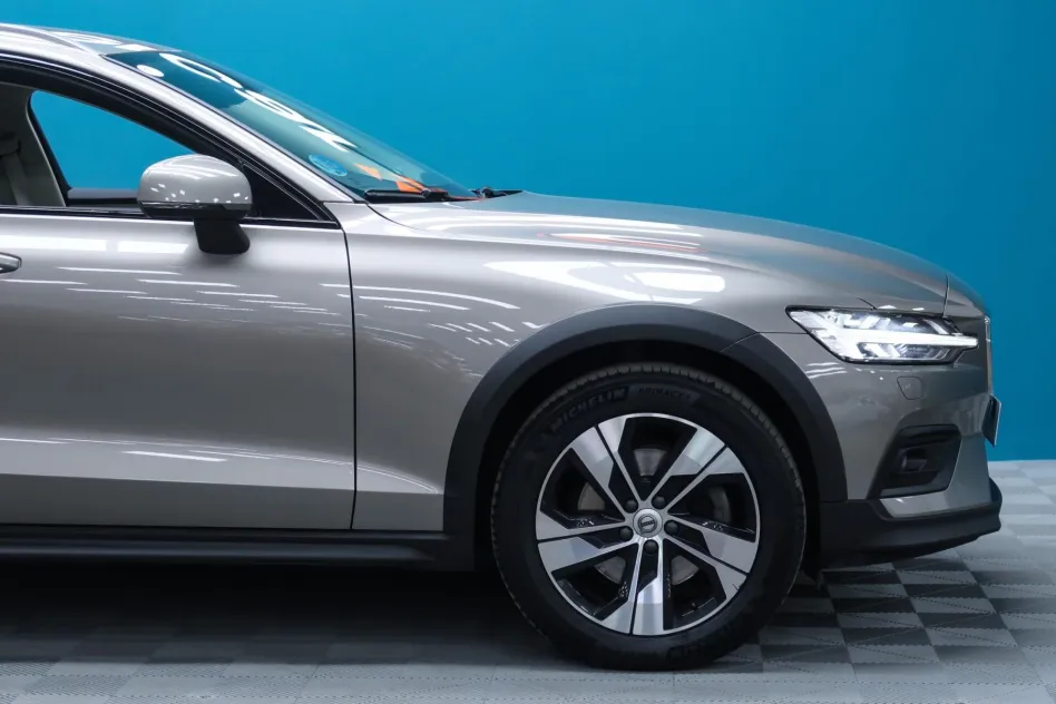 Volvo V60 Cross Country 2.0 B4 D AWD CROSS COUNTRY 197CV