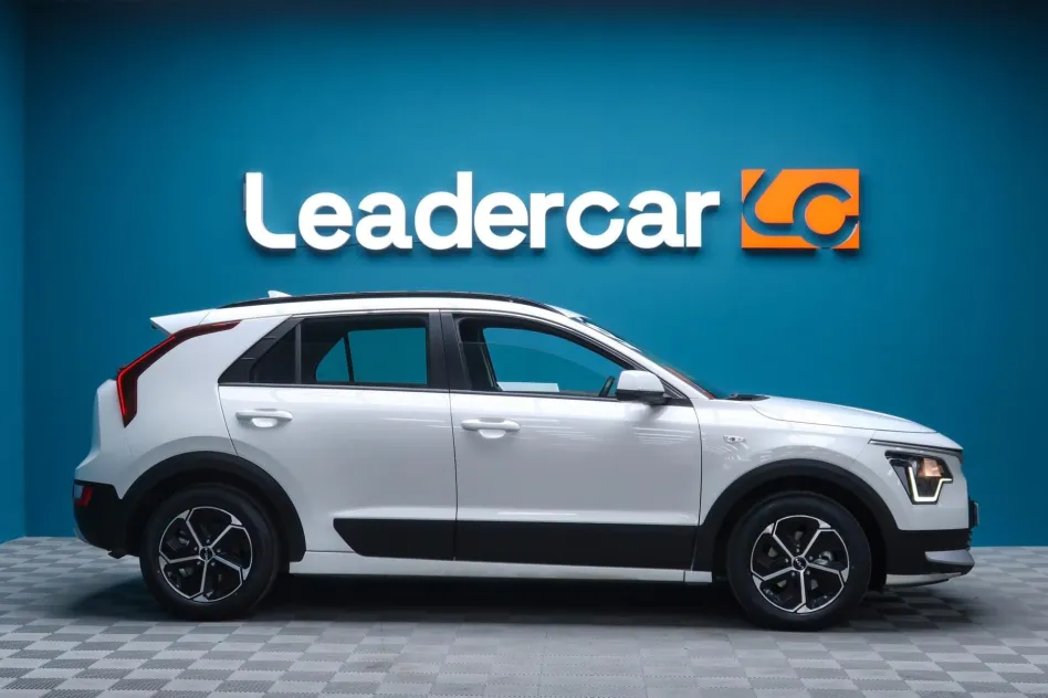 Kia Niro CROSSOVER DRIVE 1.6 GDI HEV 141CV