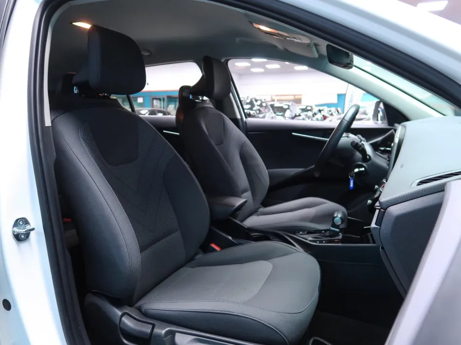 Kia Niro CROSSOVER DRIVE 1.6 GDI HEV 141CV